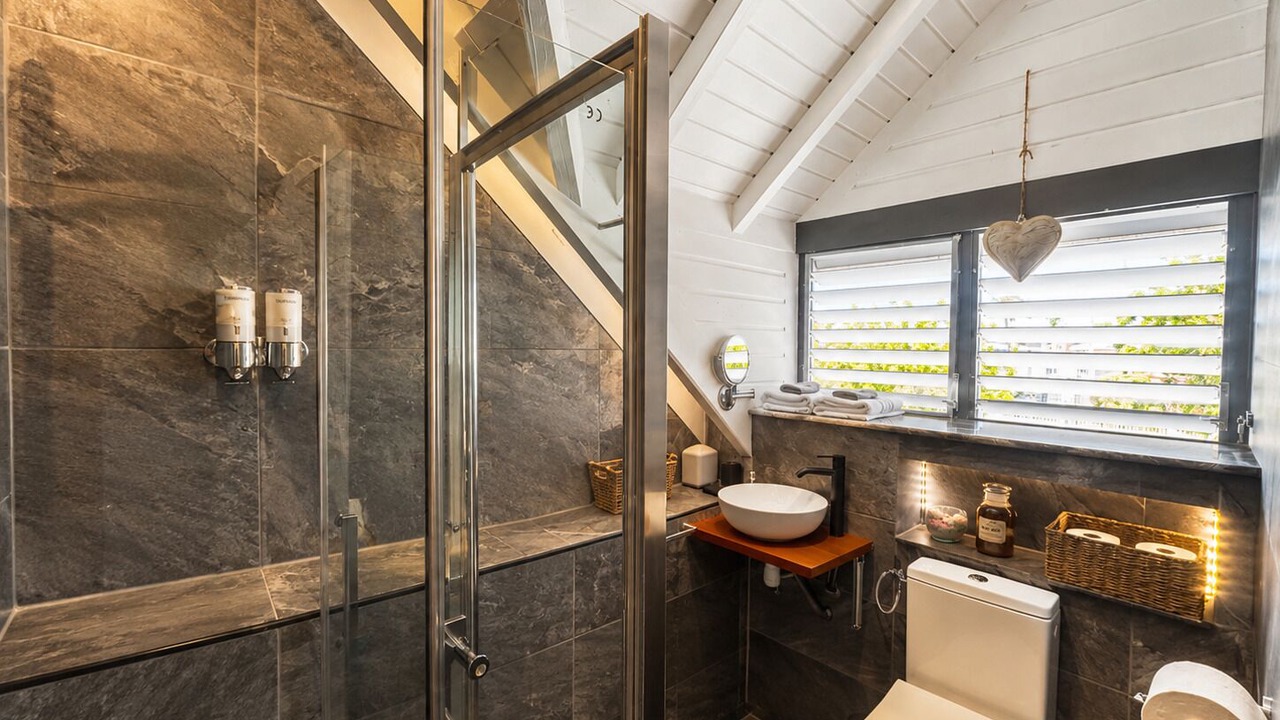 Photo of Bathroom in Nettle Bay