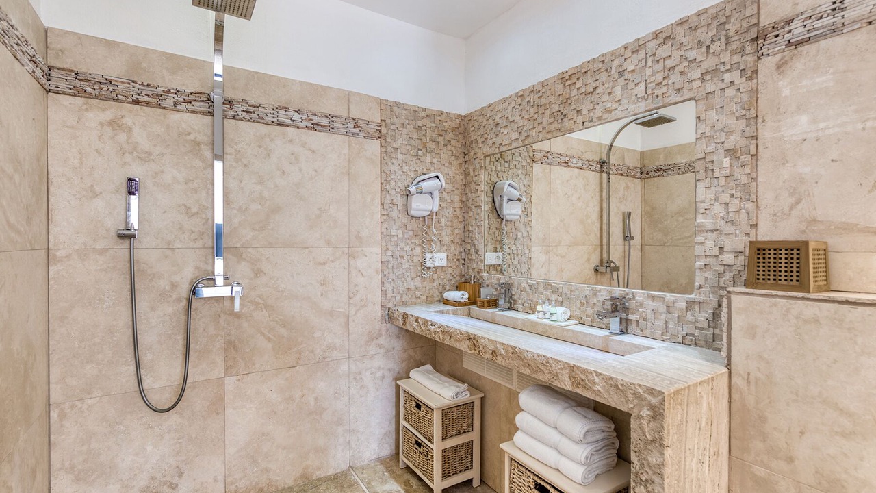 Photo of Bathroom in Plum Bay
