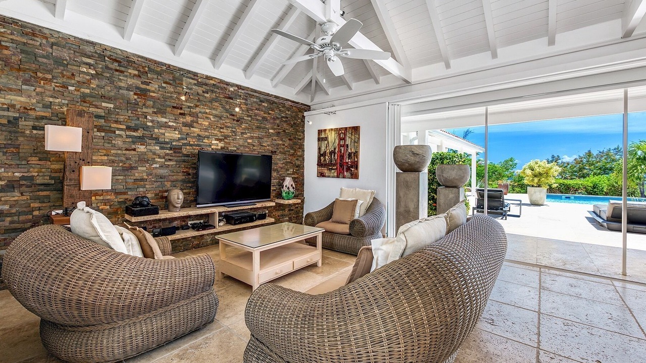 Photo of Livingroom in Plum Bay