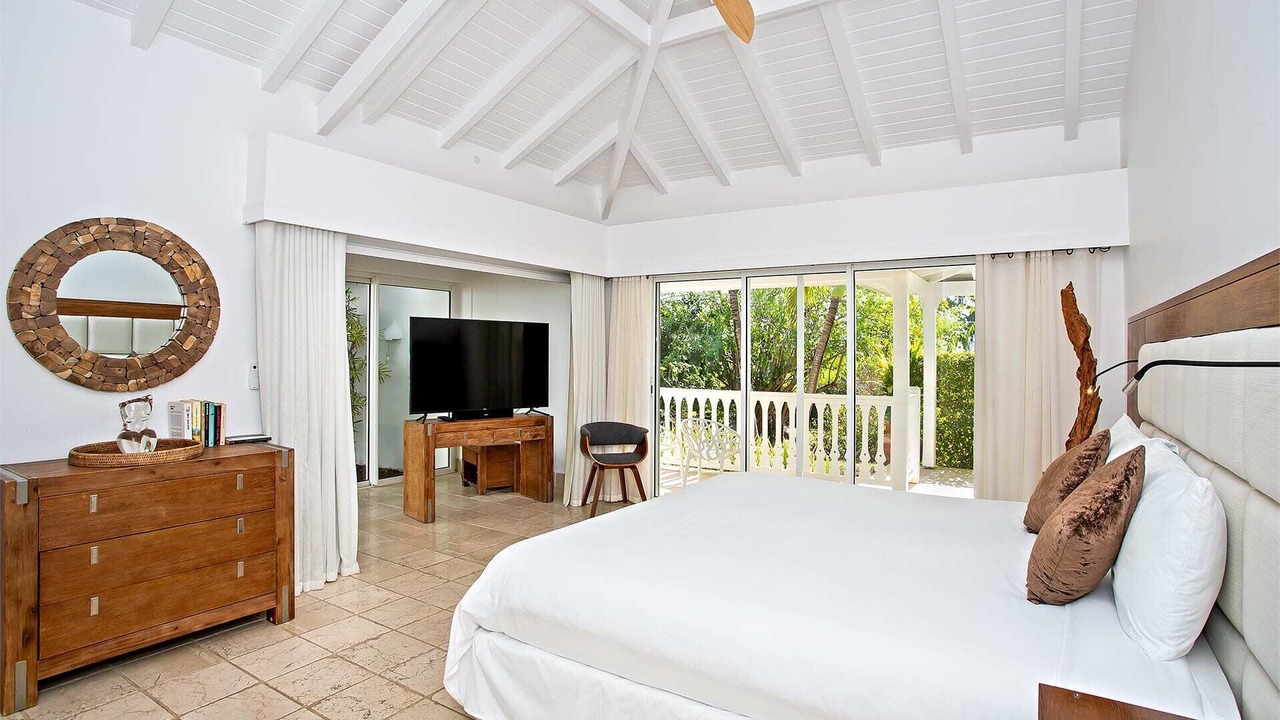 Photo of Bedroom in Plum Bay