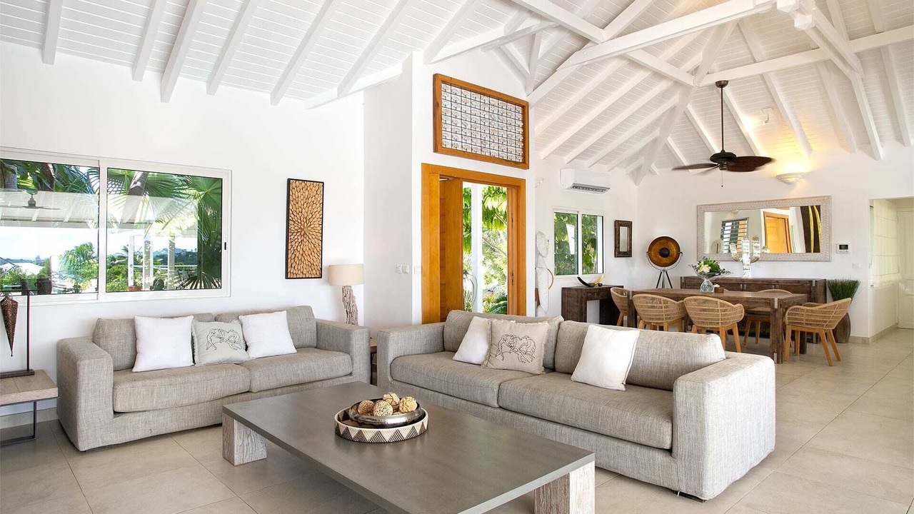 Photo of Livingroom in Plum Bay