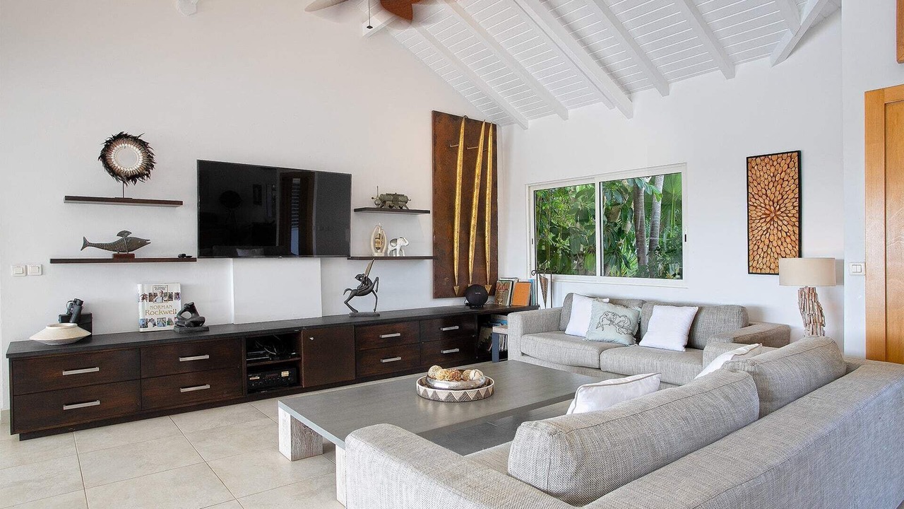 Photo of Livingroom in Plum Bay