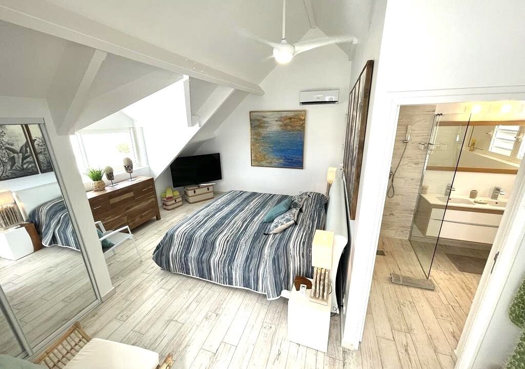 Photo of Bedroom in Nettle Bay