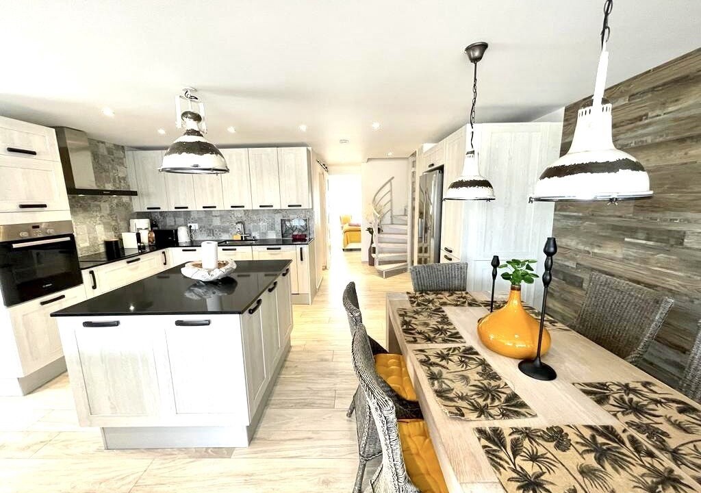Photo of Kitchen in Nettle Bay