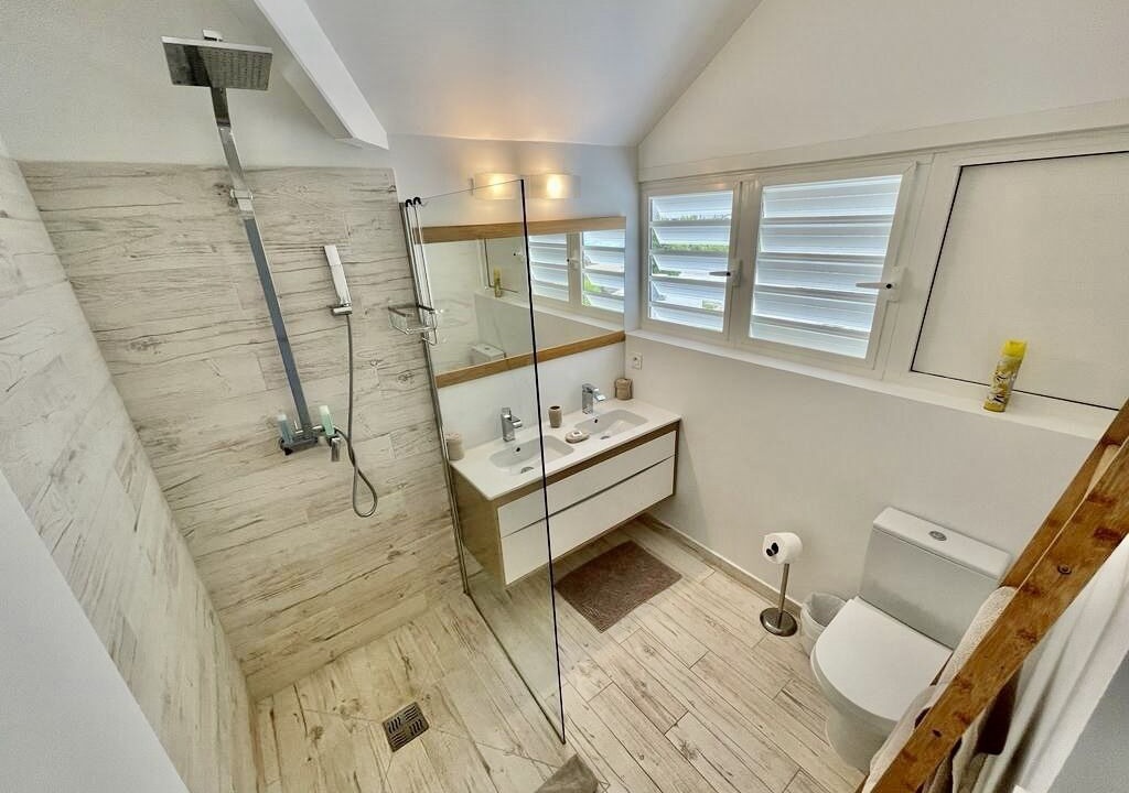 Photo of Bathroom in Nettle Bay