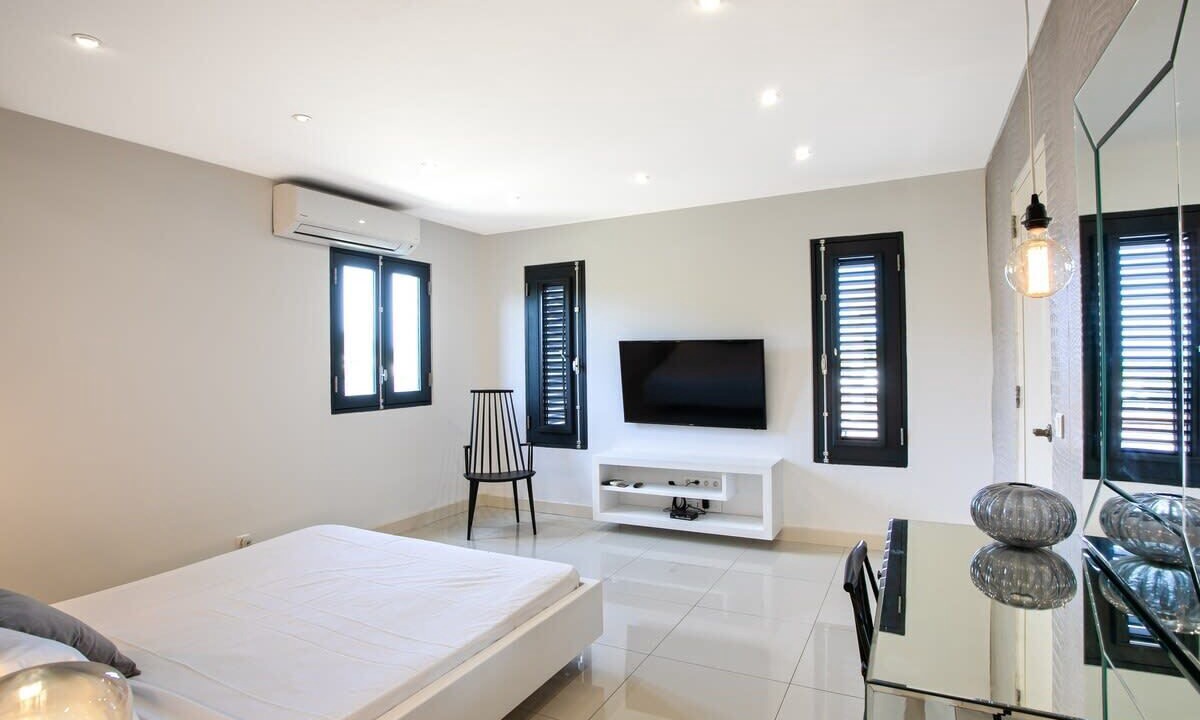 Photo of Bedroom in Orient Bay