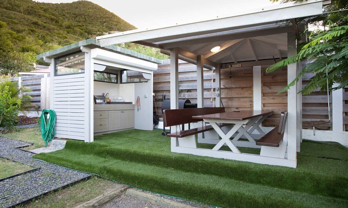 Photo of Outdoor in Orient Bay