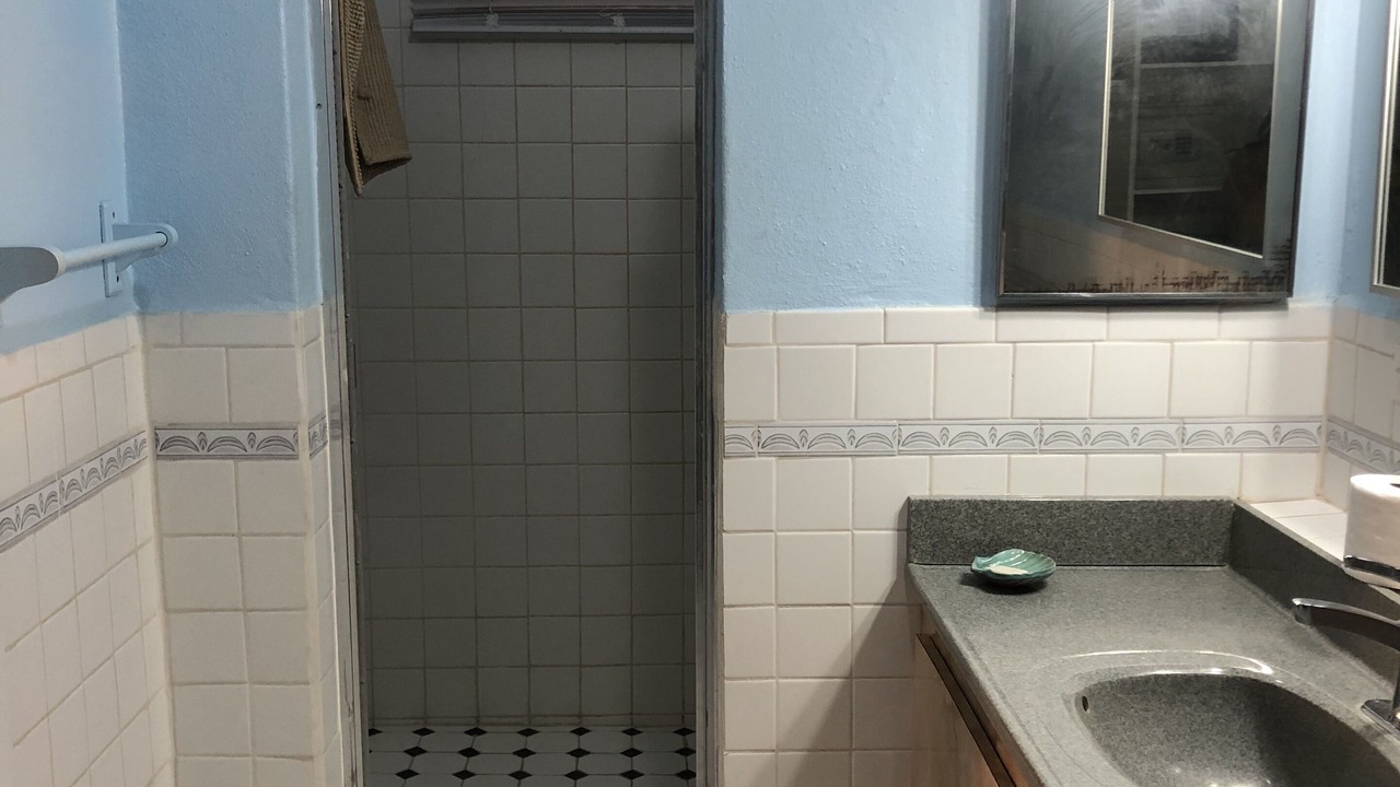 Photo of Bathroom in Grand Case