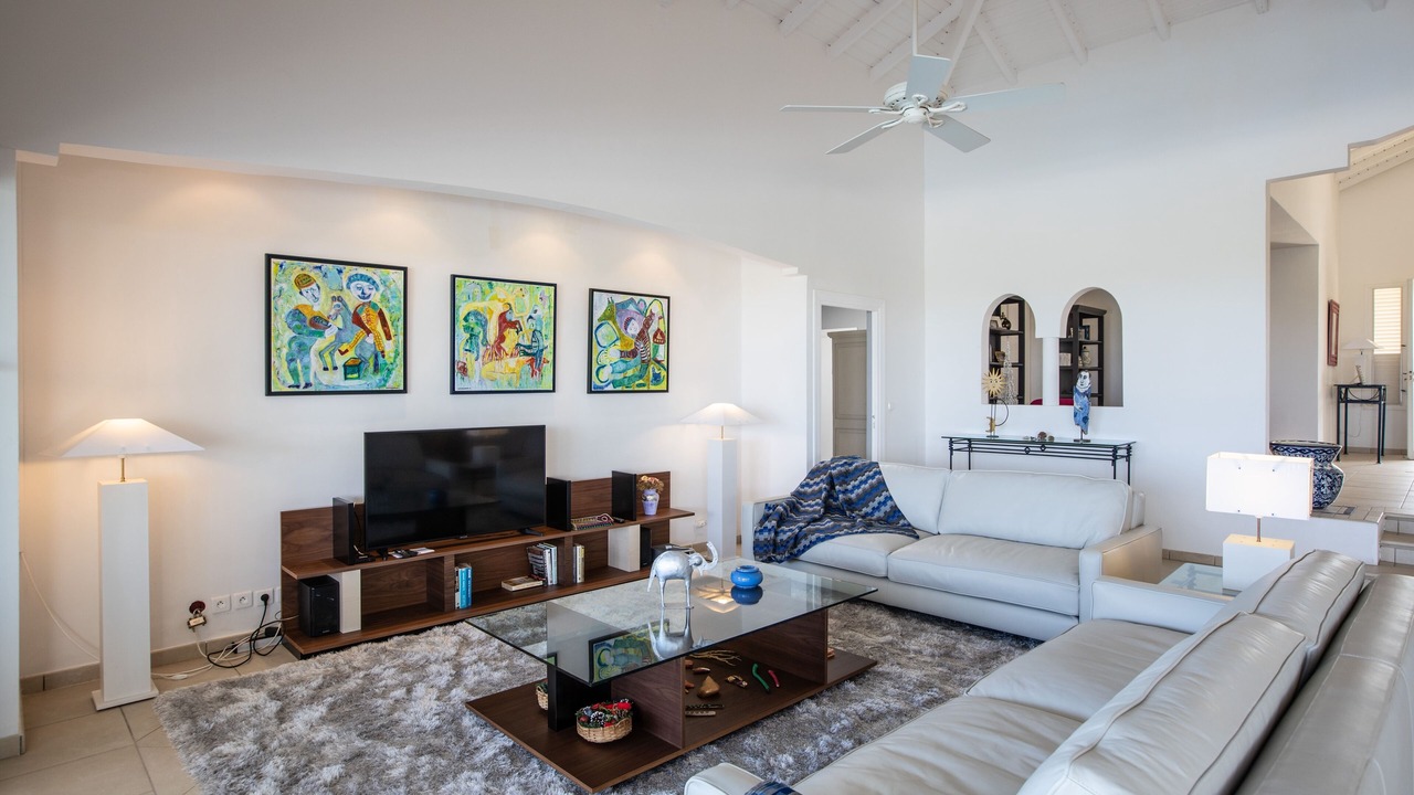 Photo of Livingroom in Plum Bay