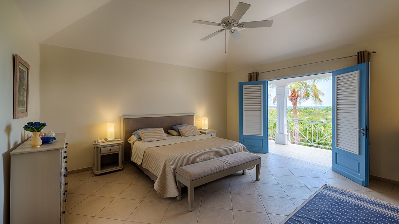 Photo of Bedroom in Plum Bay