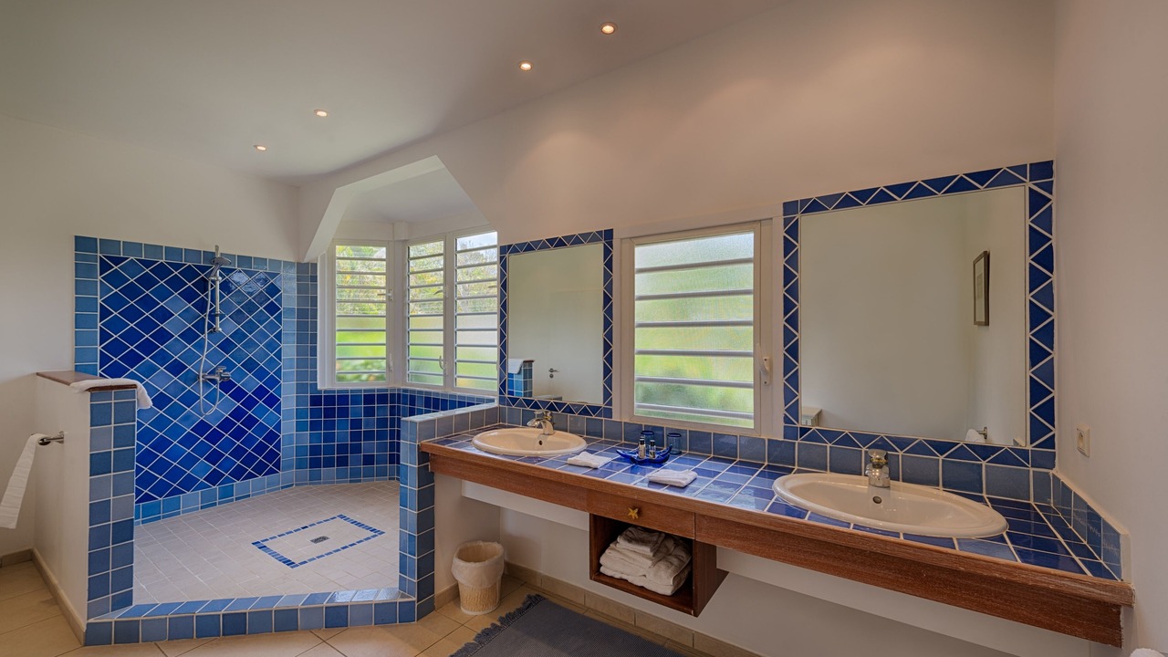 Photo of Bathroom in Plum Bay