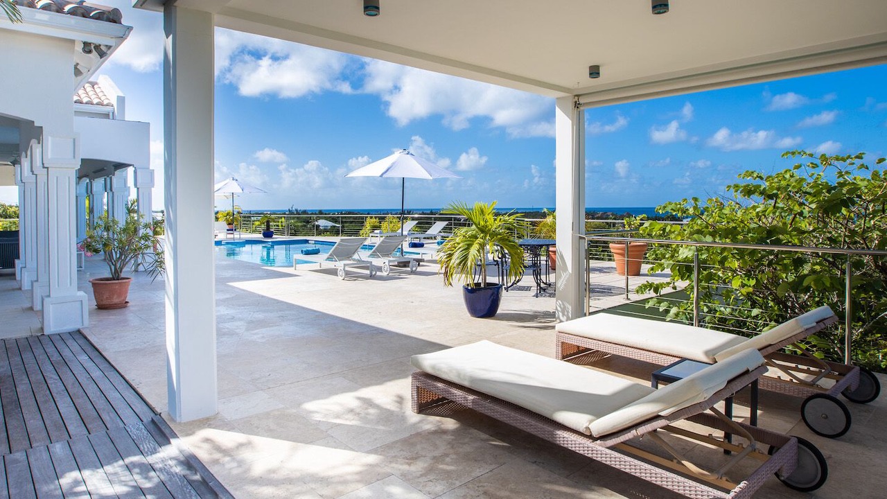 Photo of Patio Balcony in Plum Bay