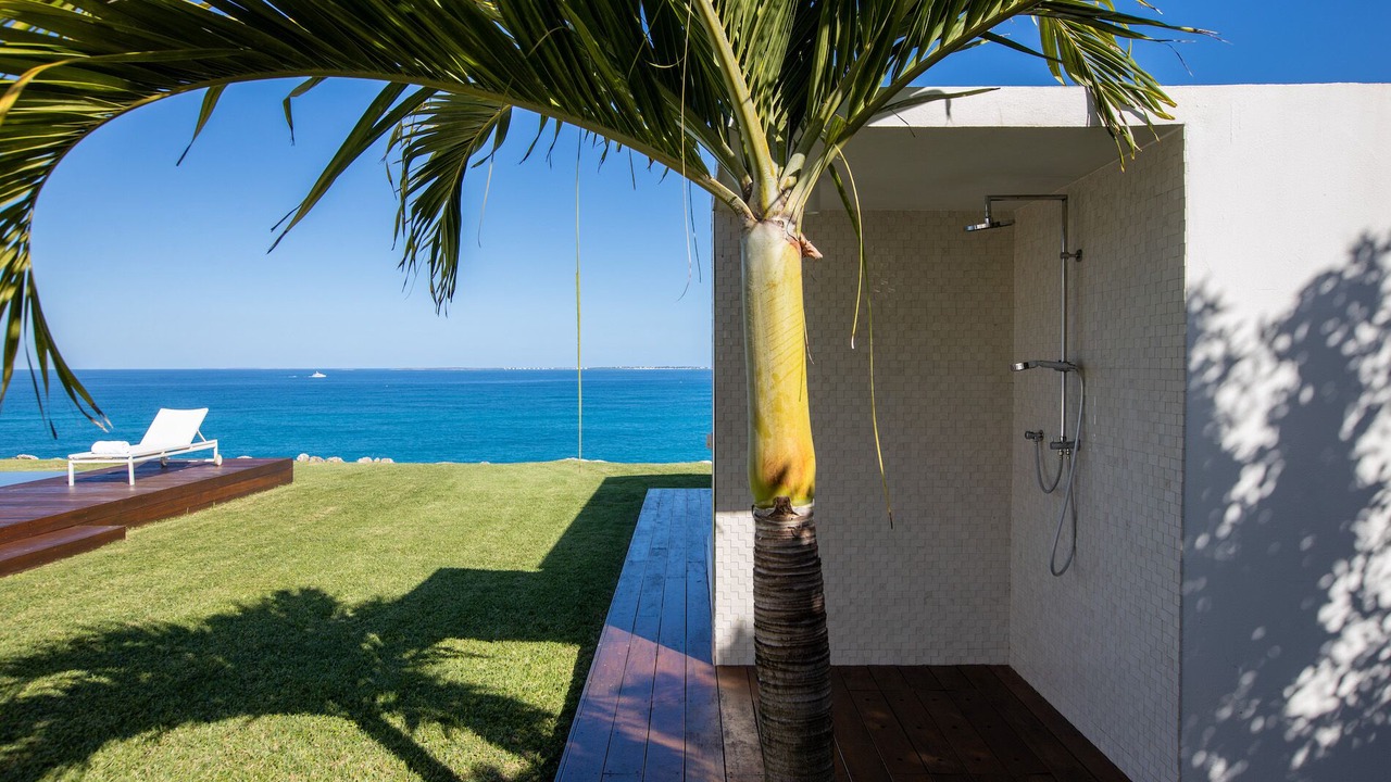 Photo of Patio Balcony in Plum Bay