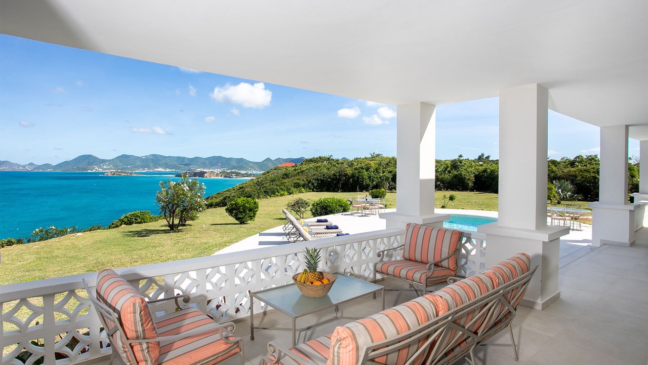 Photo of Patio Balcony in Plum Bay