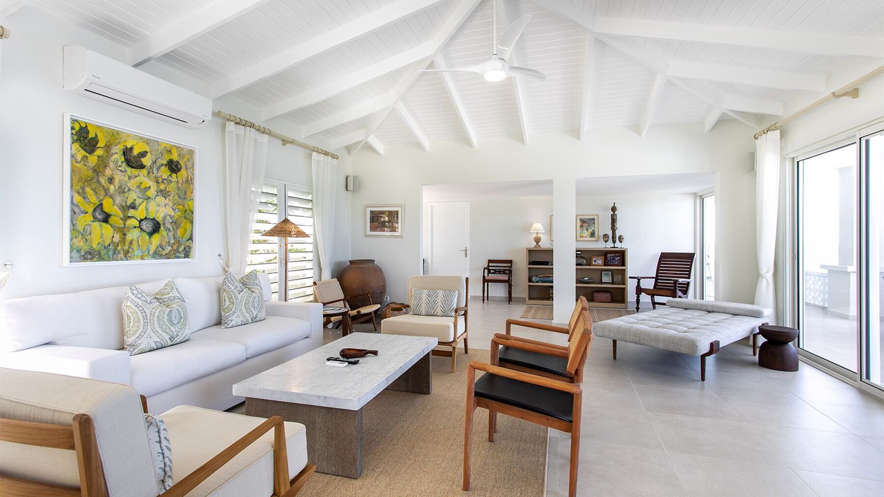 Photo of Livingroom in Plum Bay