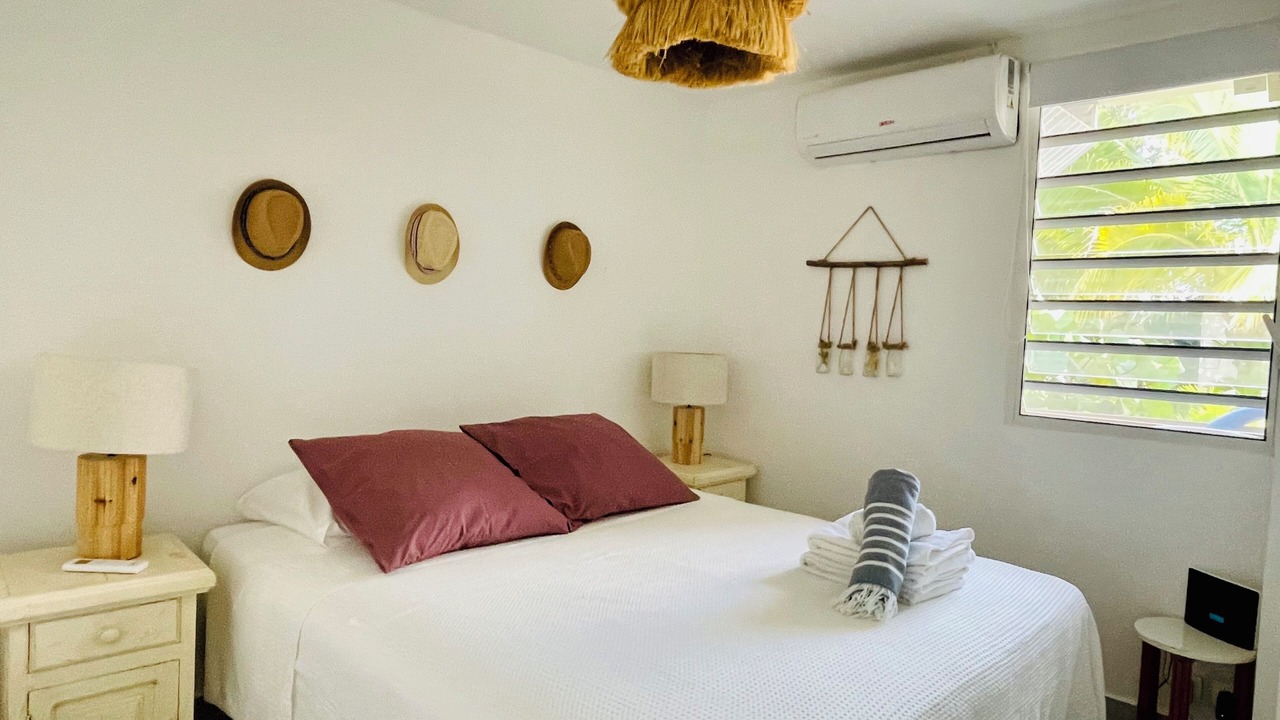 Photo of Bedroom in Nettle Bay