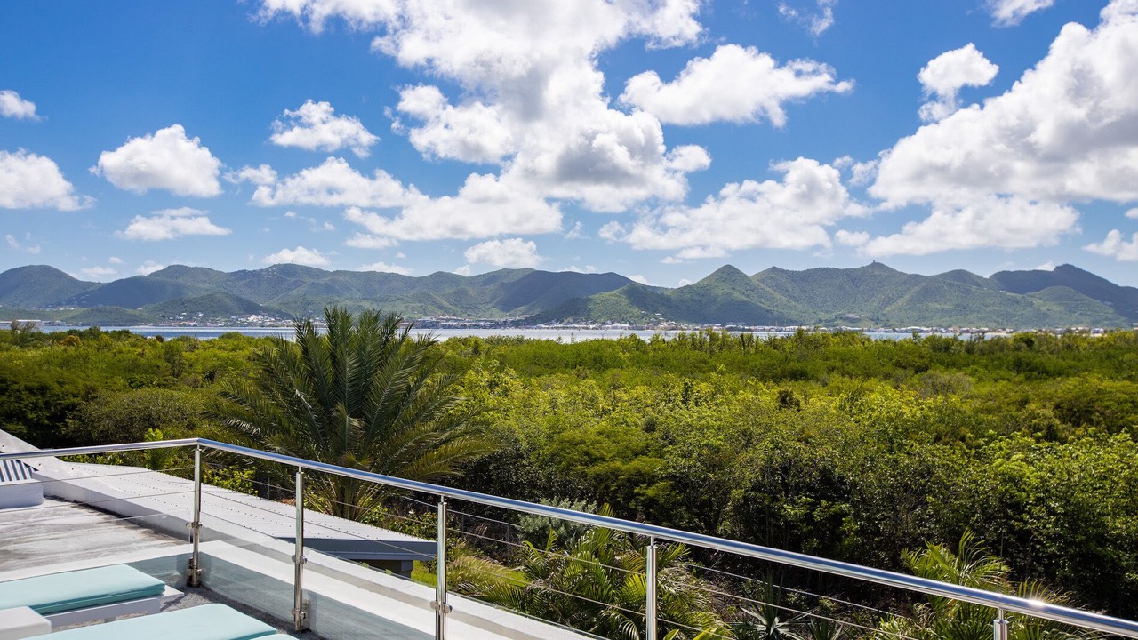 Photo of Patio Balcony in Nettle Bay