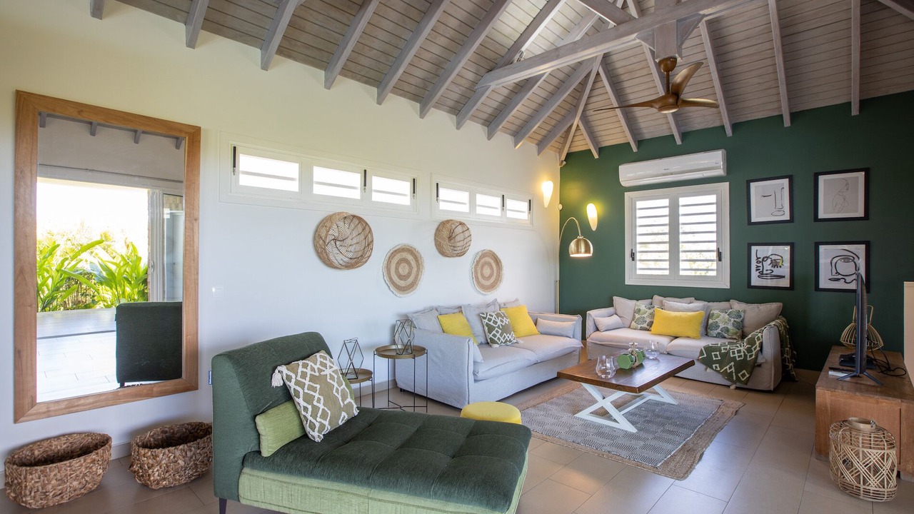 Photo of Livingroom in Nettle Bay