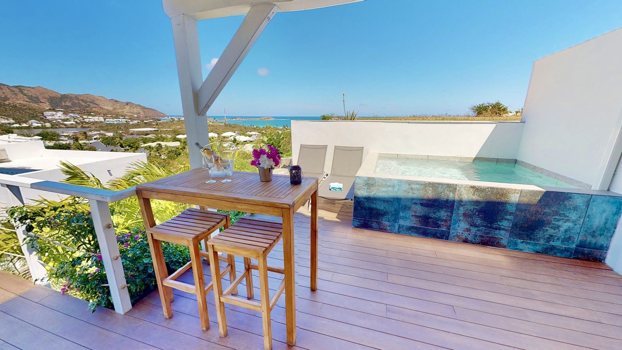 Photo of Outdoor in Orient Bay