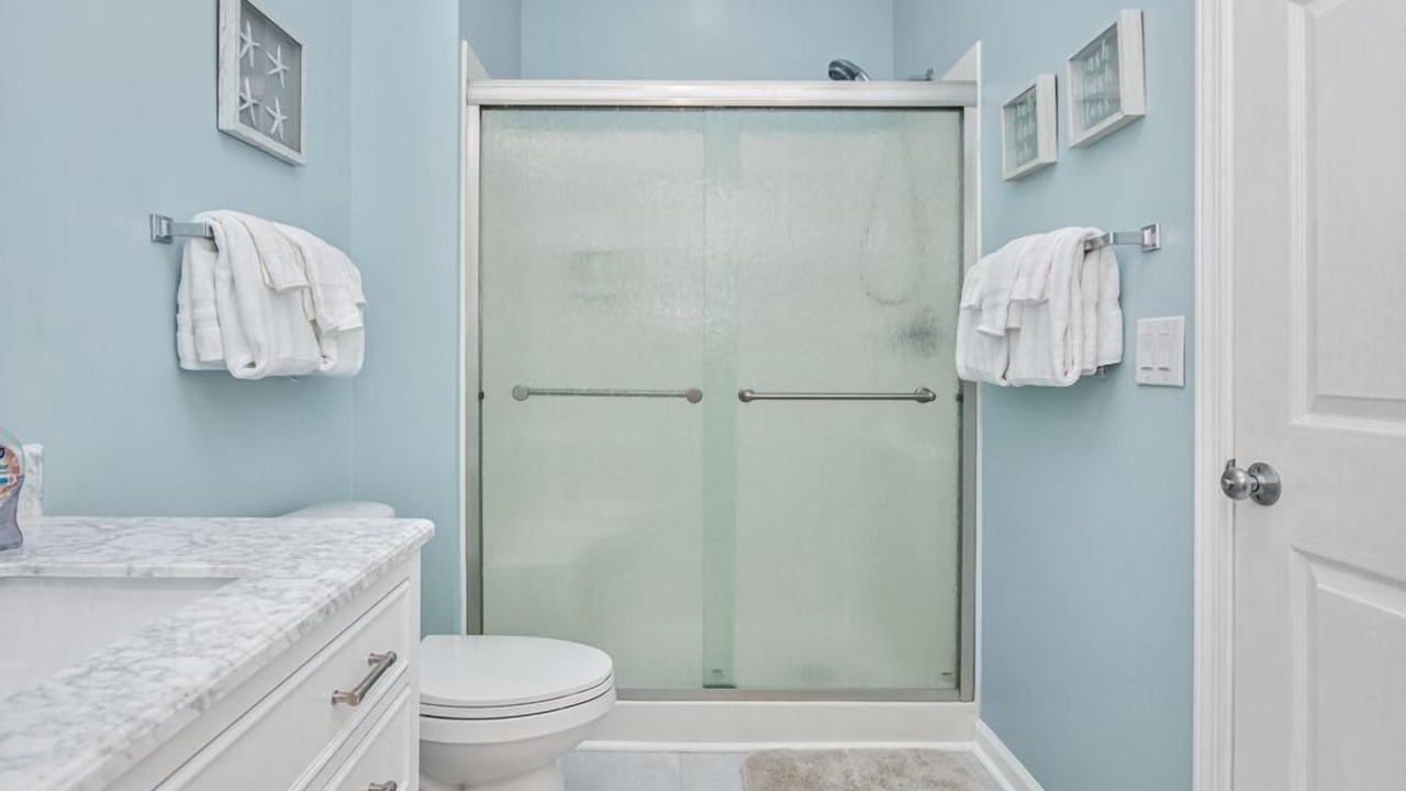 Photo of Bathroom in Red Hill