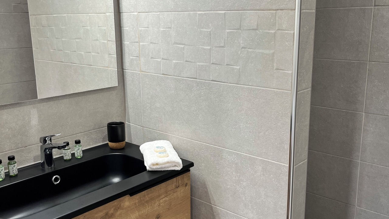 Photo of Bathroom in Orient Bay