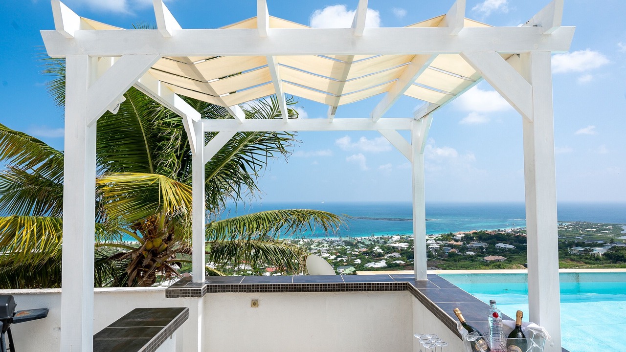 Photo of Outdoor in Orient Bay