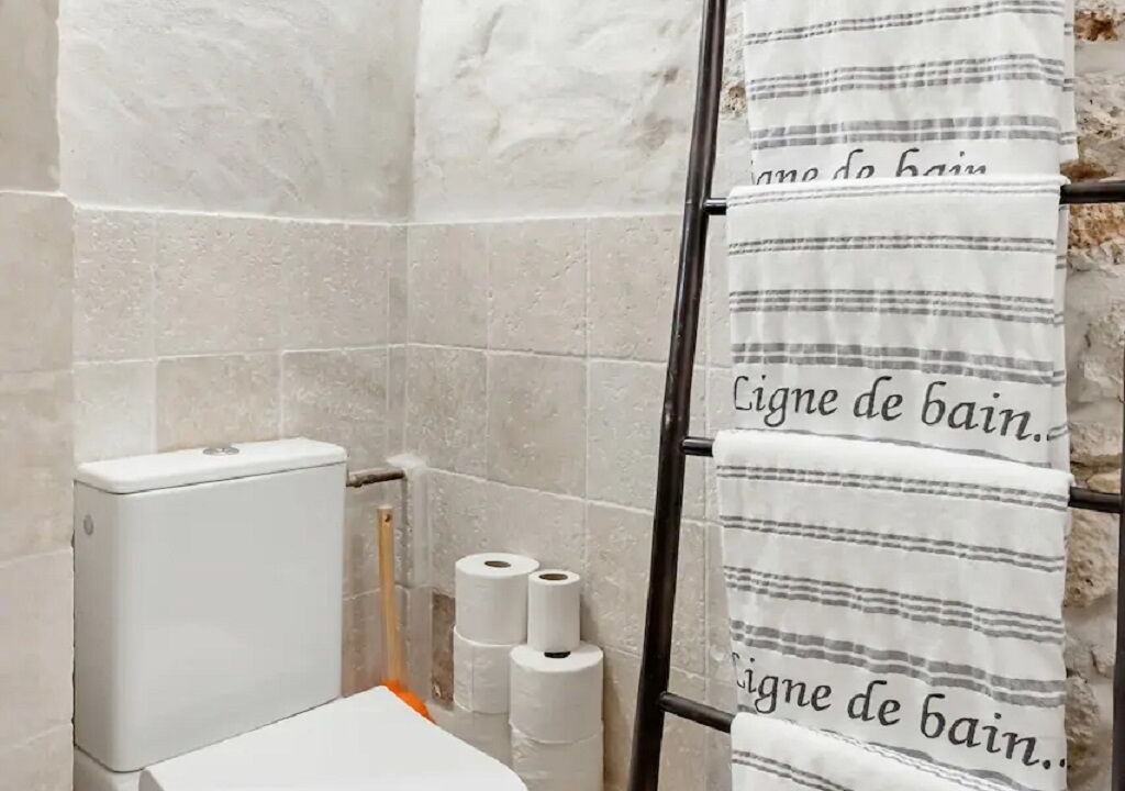 Photo of Bathroom in Notre Dame