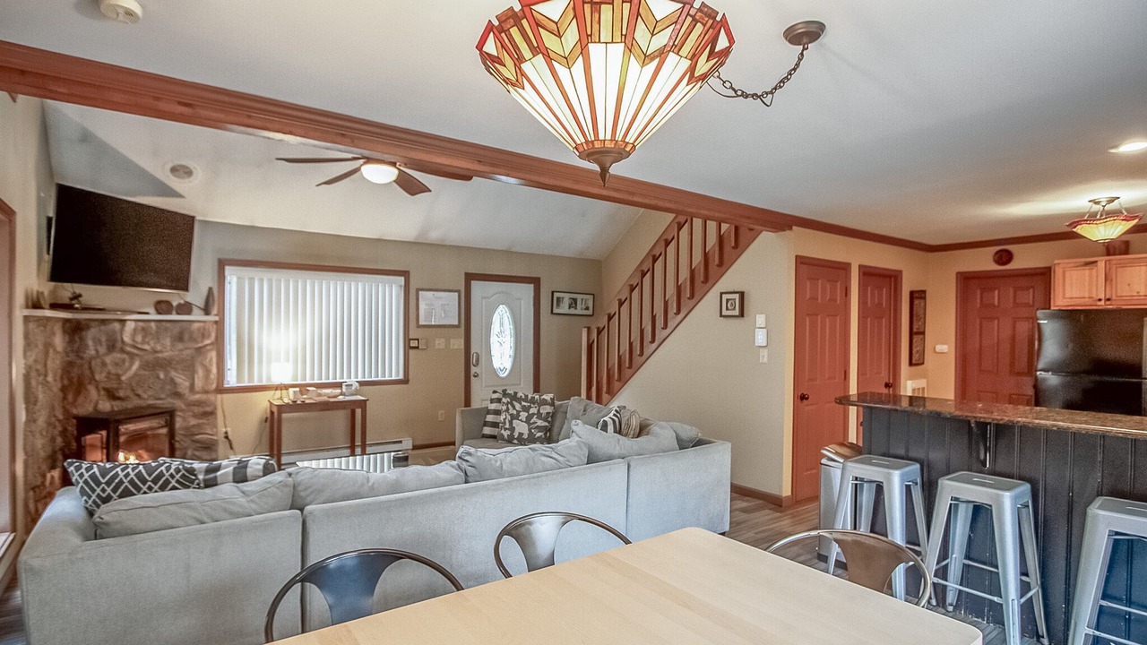 Photo of Livingroom in Albrightsville