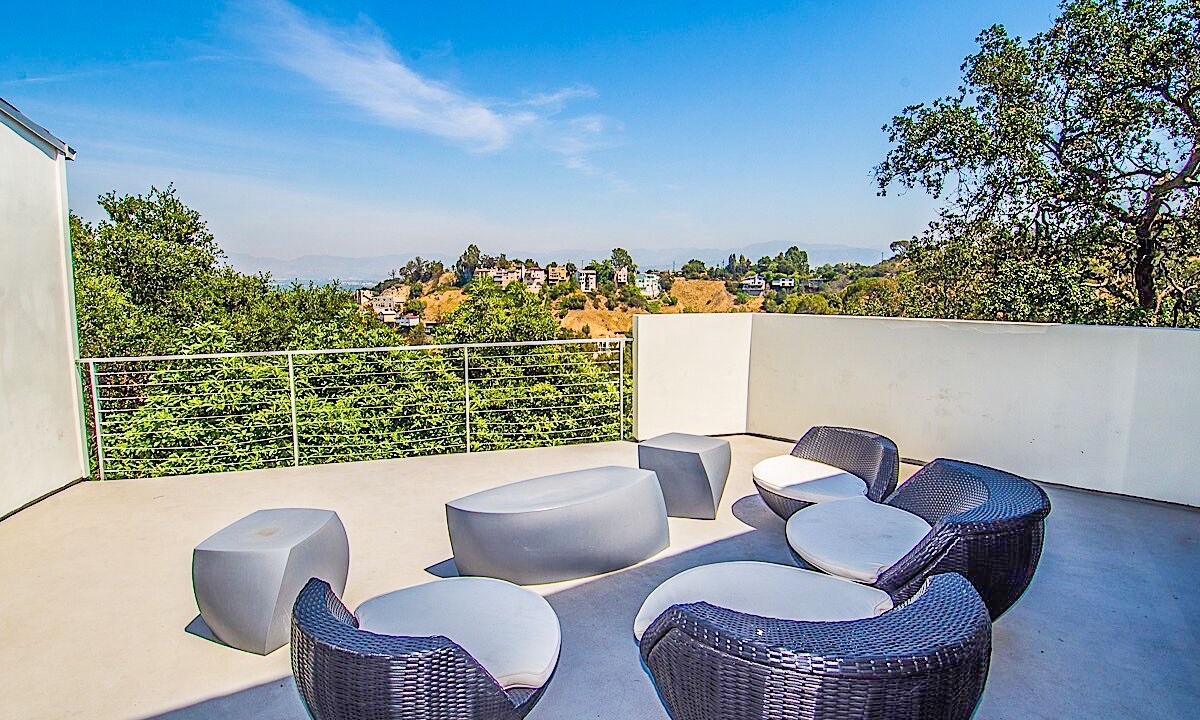 Photo of Patio Balcony in Sherman Oaks