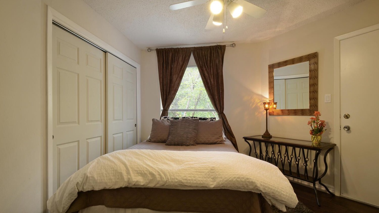 Photo of Patio Balcony in Zilker