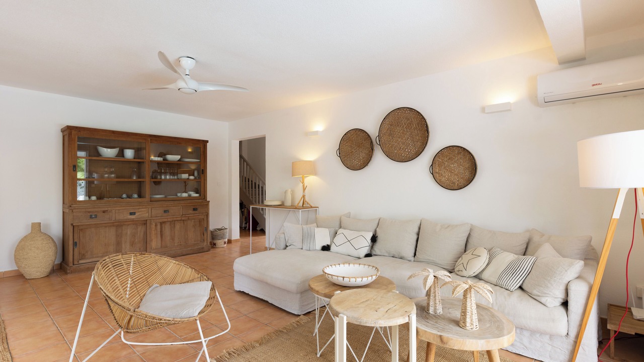 Photo of Livingroom in Orient Bay