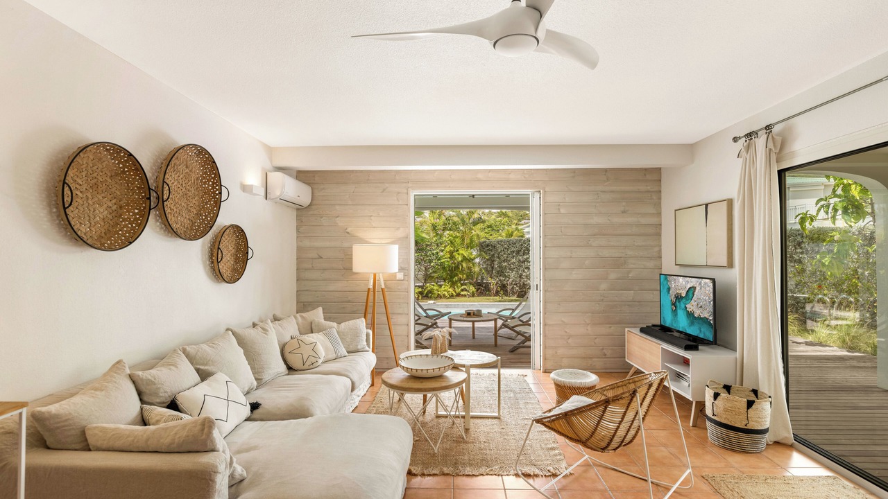 Photo of Livingroom in Orient Bay