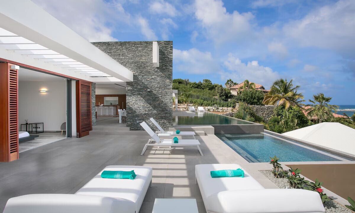 Photo of Outdoor in Orient Bay