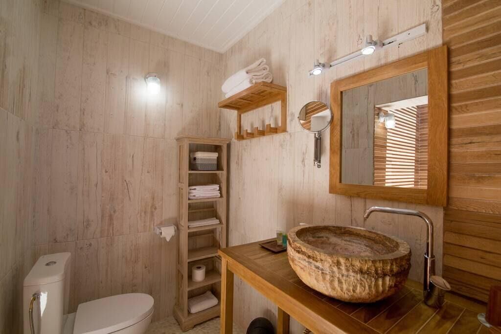 Photo of Bathroom in Anse Marcel