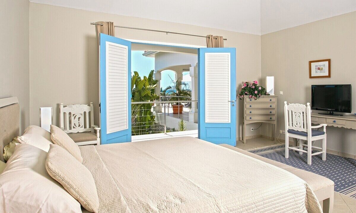 Photo of Bedroom in Plum Bay