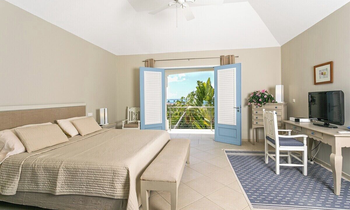 Photo of Bedroom in Plum Bay