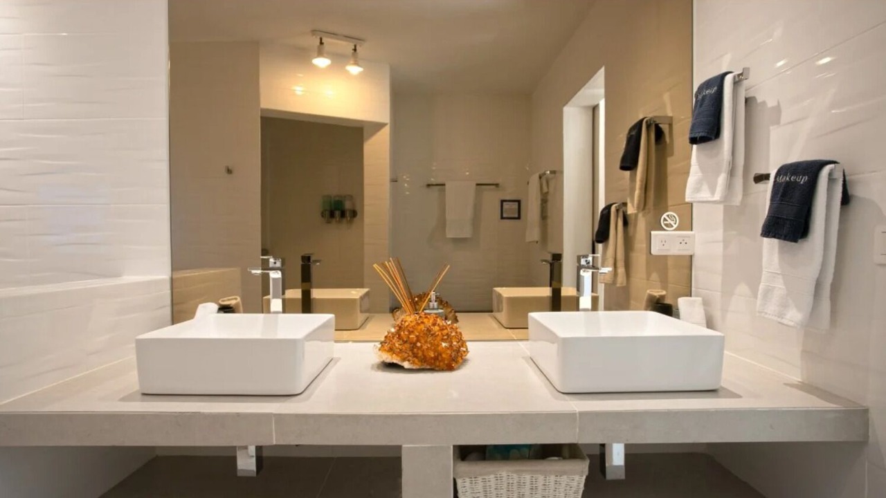 Photo of Bathroom in Nettle Bay