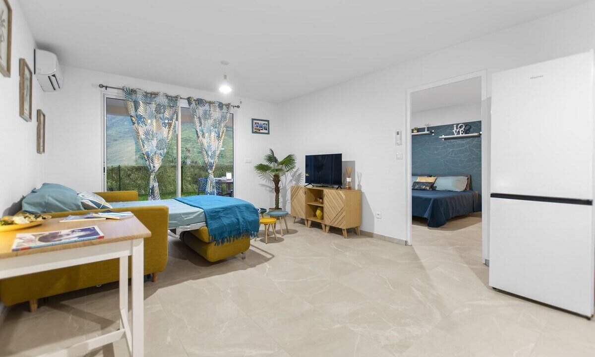 Photo of Bedroom in Cul de Sac