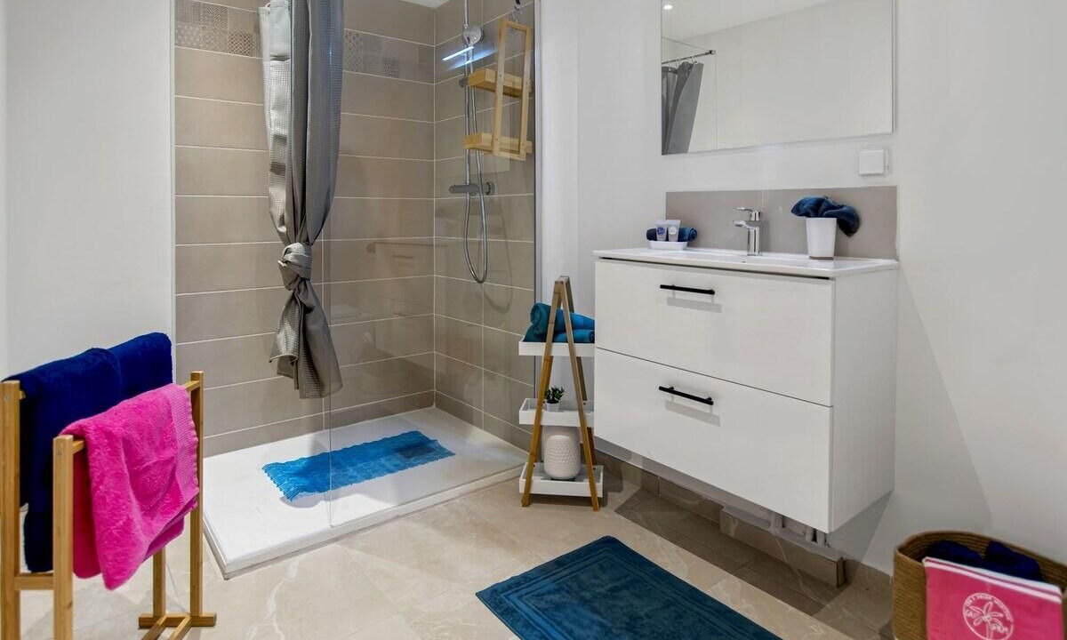 Photo of Bathroom in Cul de Sac