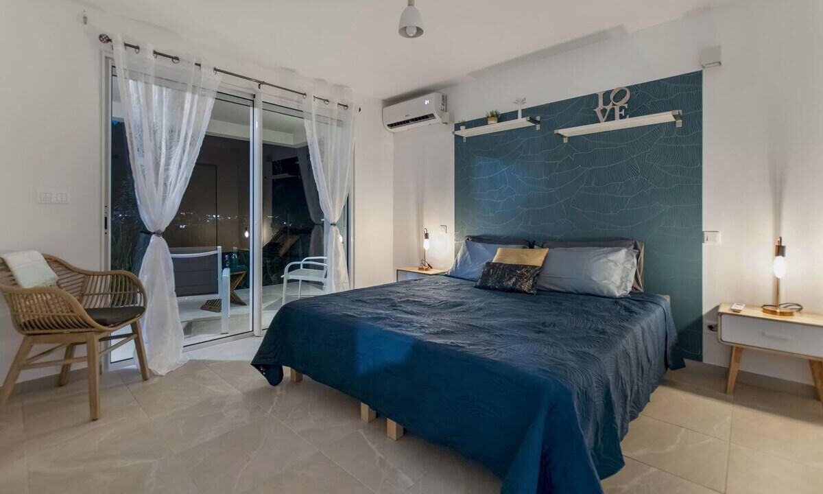 Photo of Bedroom in Cul de Sac