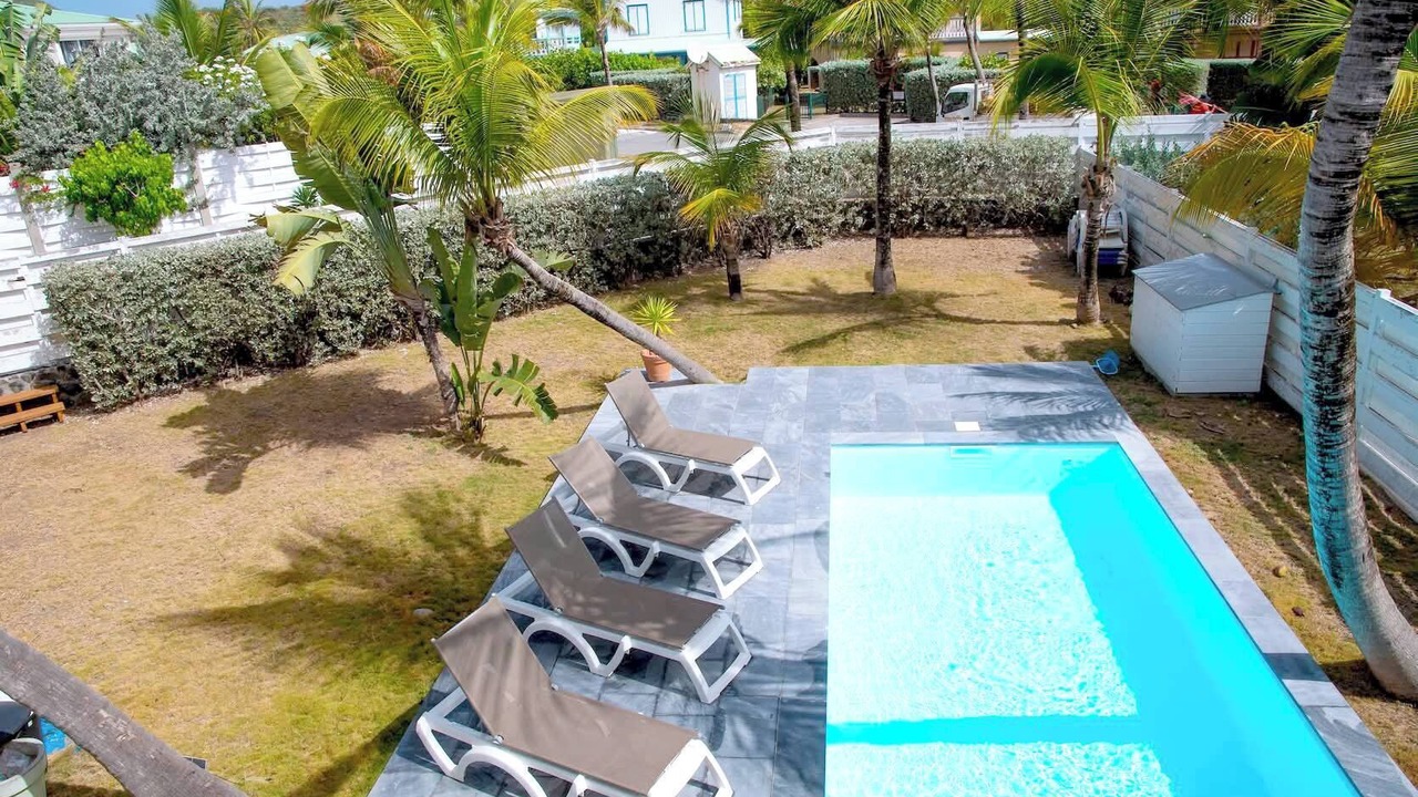 Photo of Outdoor in Orient Bay