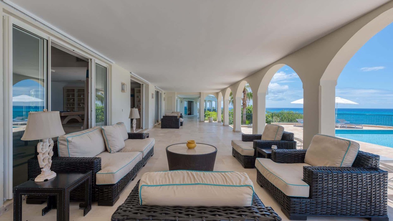 Photo of Patio Balcony in Plum Bay