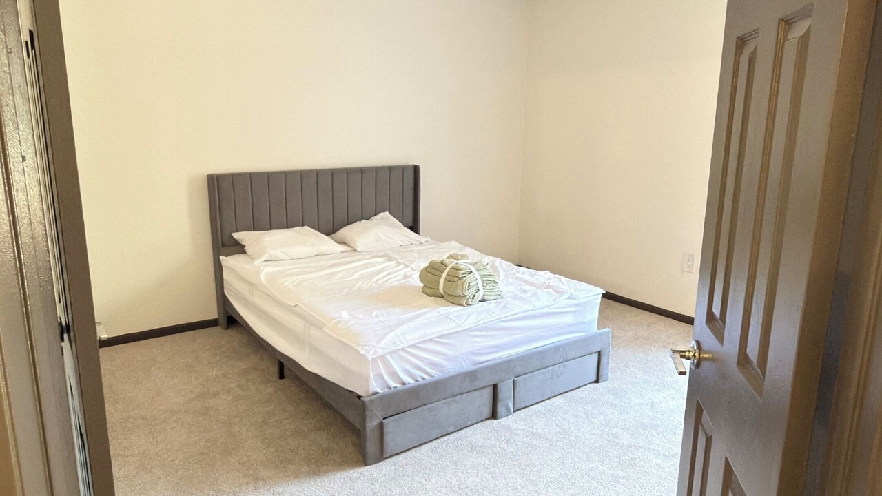 Photo of Bedroom in Studio City