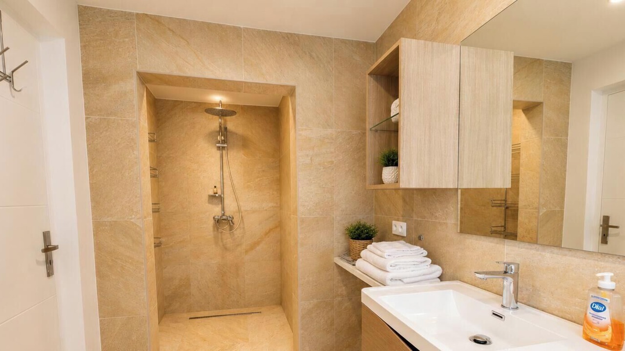 Photo of Bathroom in Les Terres Basses