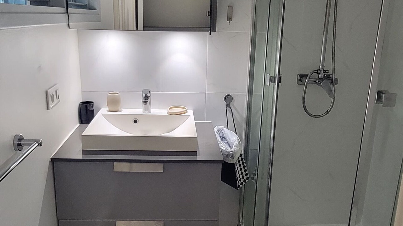 Photo of Bathroom in Orient Bay