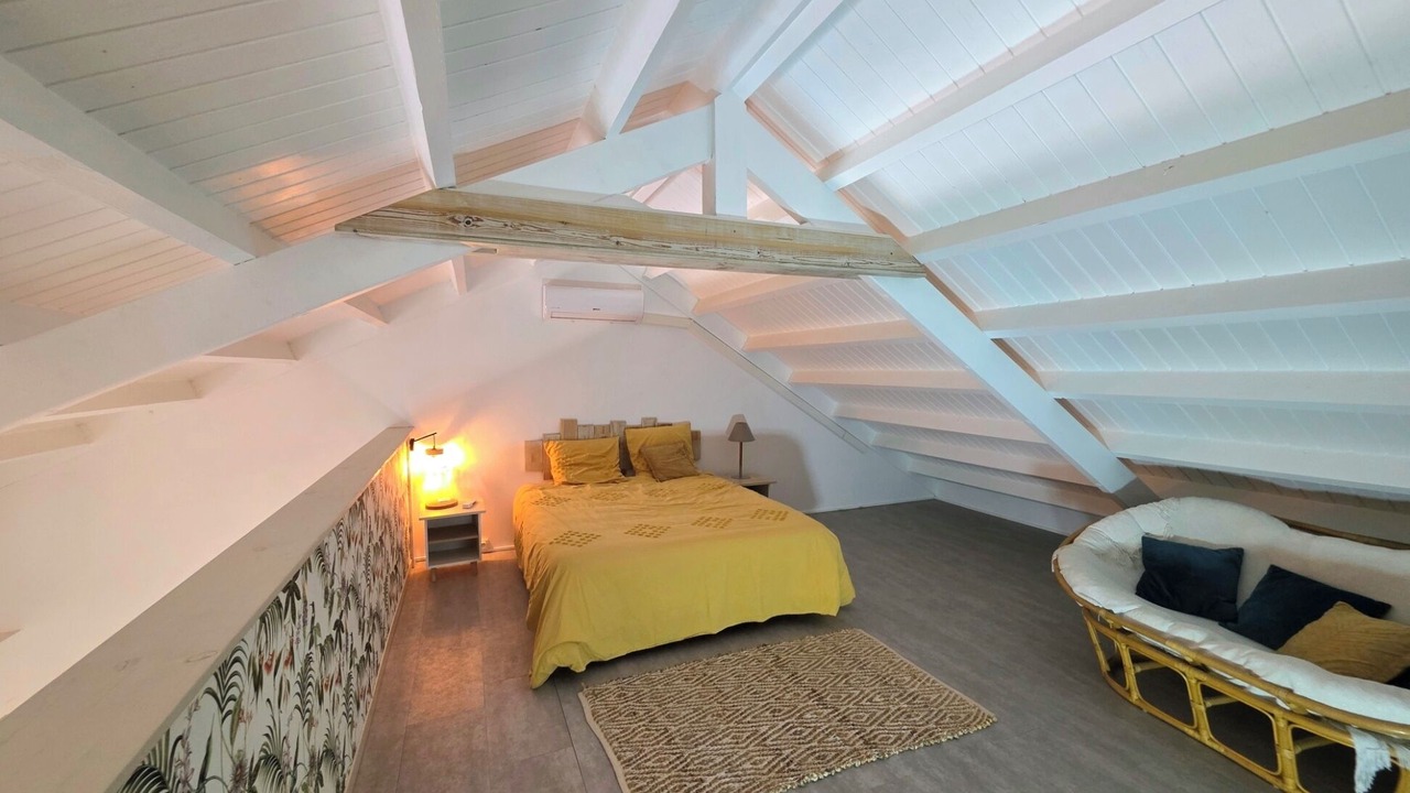 Photo of Bedroom in Cul de Sac