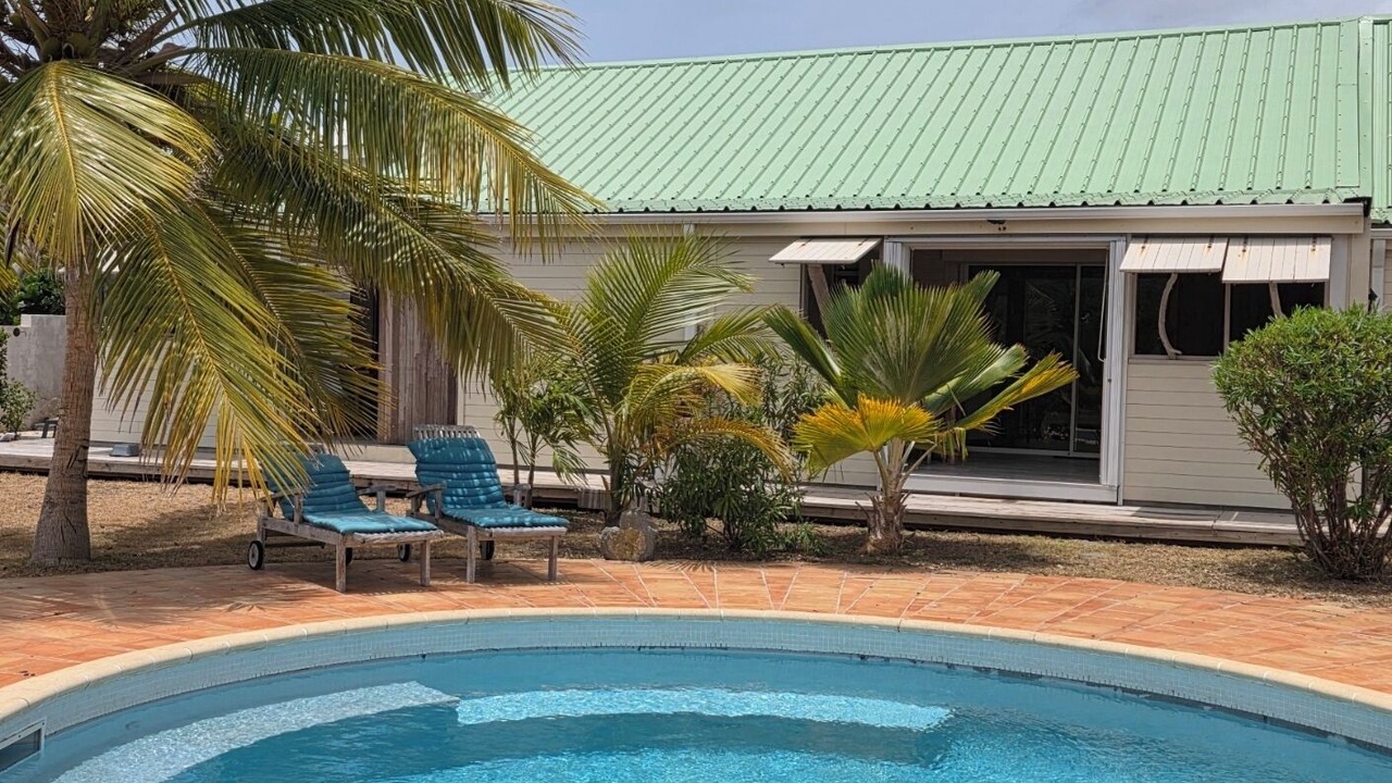 Photo of Outdoor in Cul de Sac