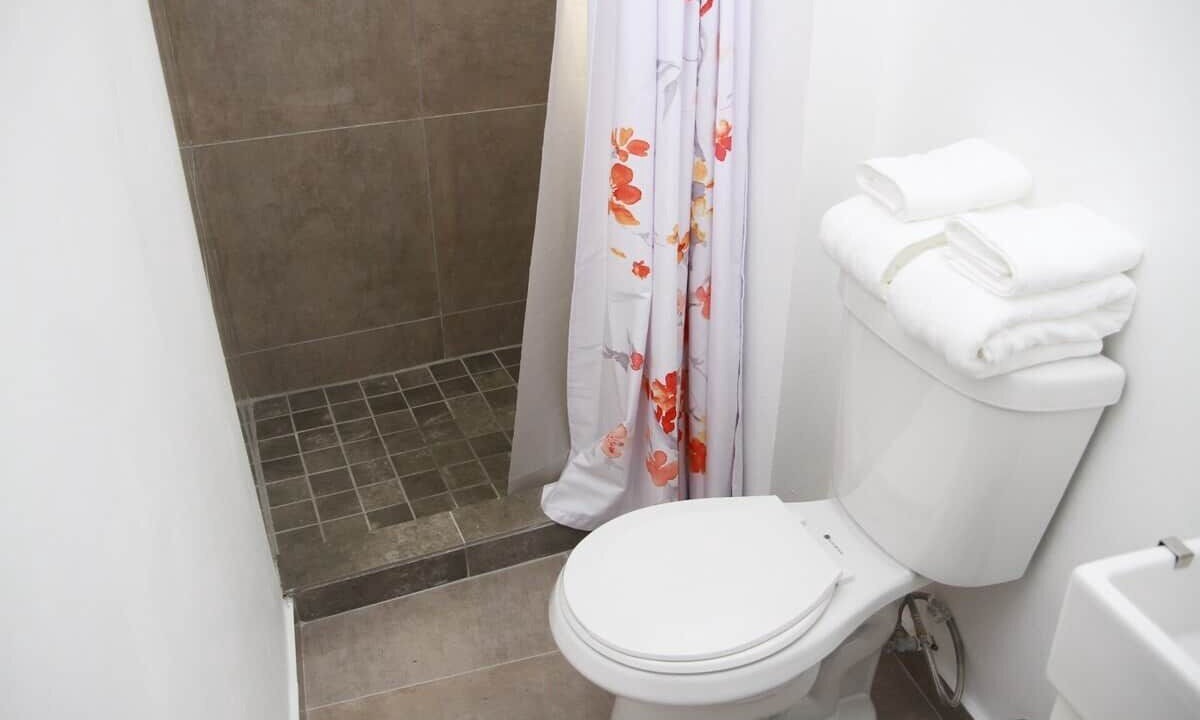 Photo of Bathroom in Carcel