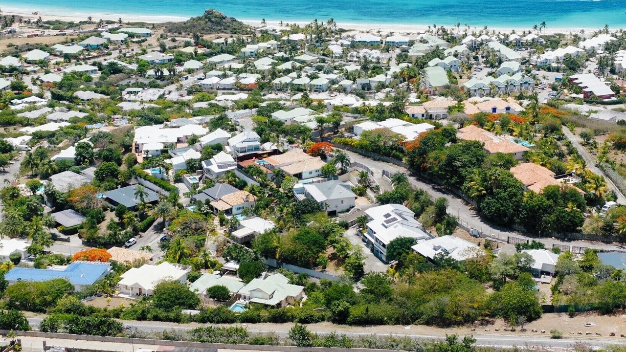 Photo of Outdoor in Orient Bay