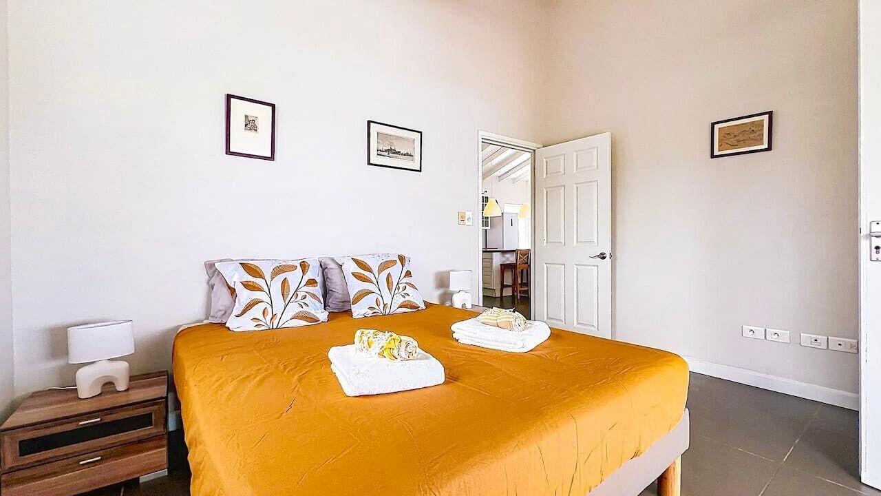 Photo of Bedroom in Cul de Sac